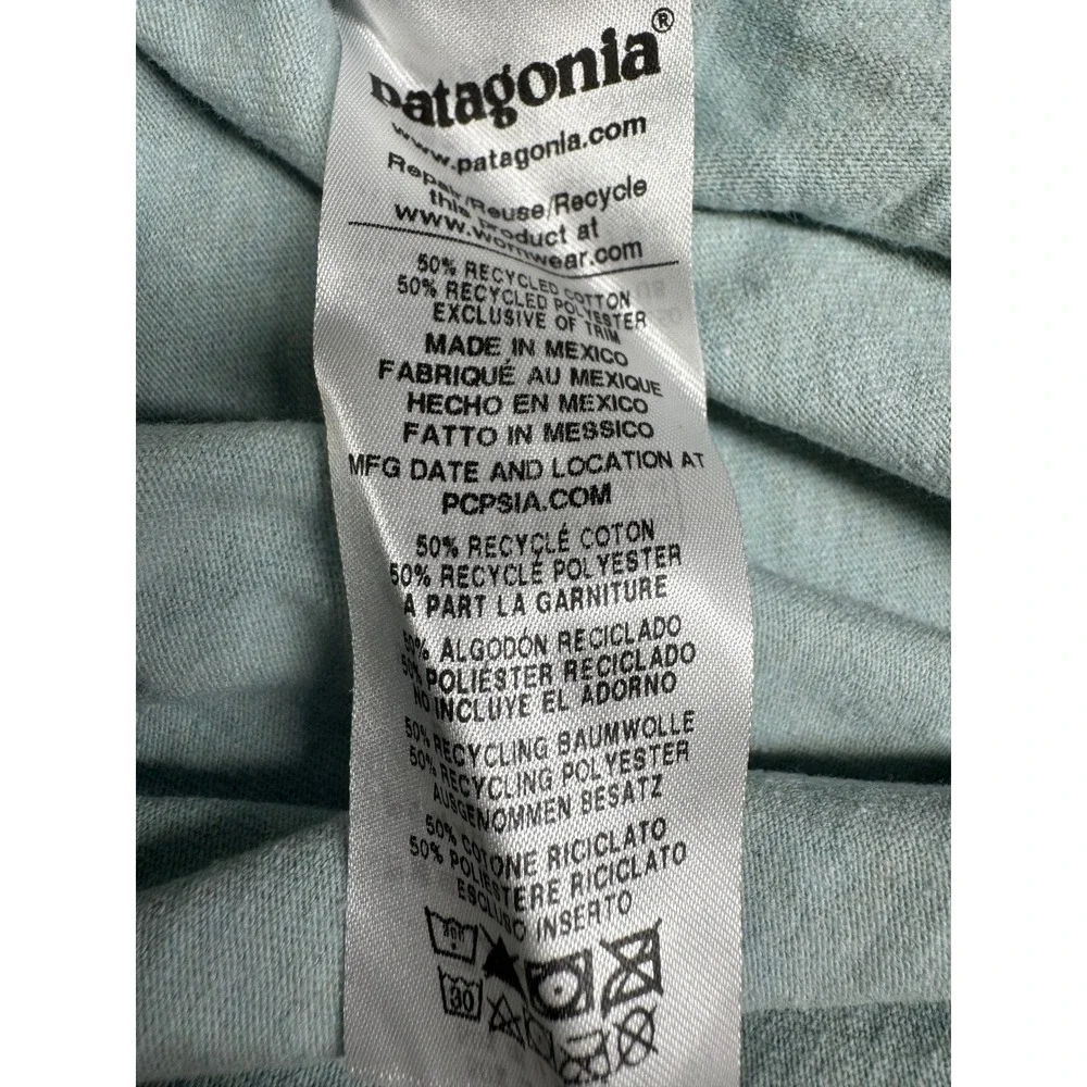 Patagonia Men Responsibili-Tee Pocket T-Shirt Blue Size Small‎